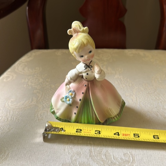 Inarco 1963 porcelain girl with flowers figurine, E-1032, original stickers - Picture 12 of 13